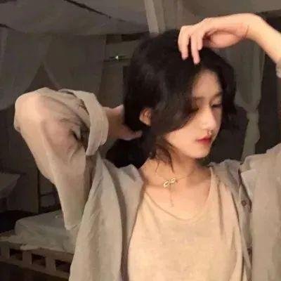 27件礼服的秘密